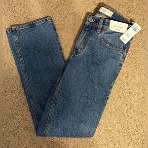 NWT Abercrombie & Fitch The Straight Mid-Rise 24 (00)